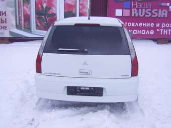 2001 Mitsubishi Lancer Cedia Wagon Images