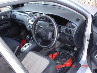 2001 Mitsubishi Lancer Cedia Wagon Images