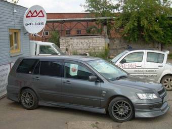 2001 Mitsubishi Lancer Cedia Wagon Photos