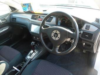 2001 Mitsubishi Lancer Cedia Wagon Photos