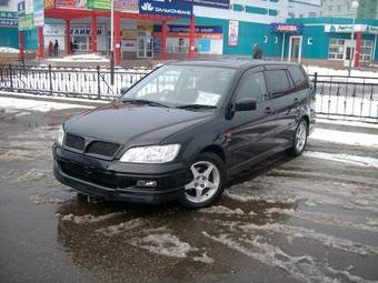 2001 Mitsubishi Lancer Cedia Wagon Photos