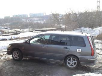 2001 Mitsubishi Lancer Cedia Wagon Photos