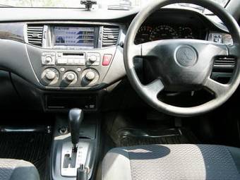 2001 Mitsubishi Lancer Cedia Wagon Photos