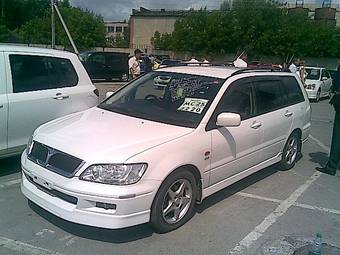 2001 Mitsubishi Lancer Cedia Wagon Images