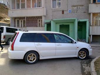 2001 Mitsubishi Lancer Cedia Wagon Photos