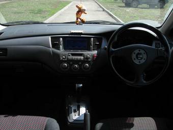 2001 Mitsubishi Lancer Cedia Wagon Photos