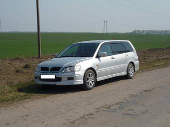 2001 Mitsubishi Lancer Cedia Wagon Photos