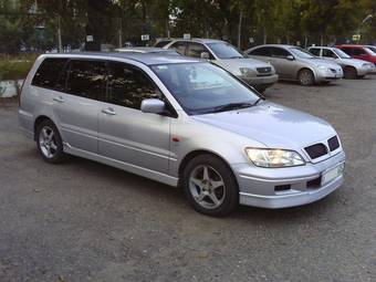 2001 Mitsubishi Lancer Cedia Wagon Photos