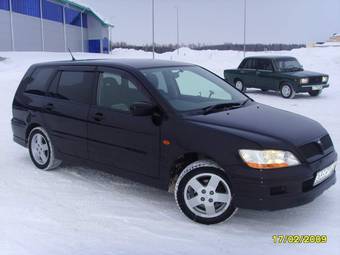 2001 Mitsubishi Lancer Cedia Wagon Pics