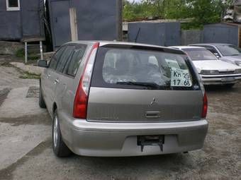 2001 Mitsubishi Lancer Cedia Wagon Photos