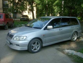 2001 Mitsubishi Lancer Cedia Wagon Photos