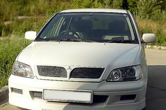 2001 Mitsubishi Lancer Cedia Wagon Photos