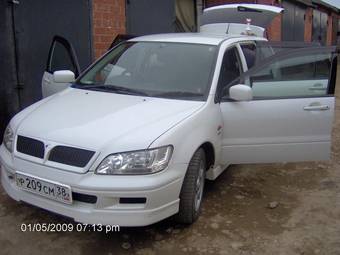 2001 Mitsubishi Lancer Cedia Wagon Photos
