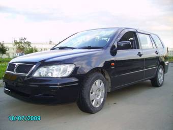 2001 Mitsubishi Lancer Cedia Wagon Photos