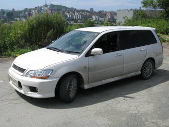 2001 Mitsubishi Lancer Cedia Wagon Photos