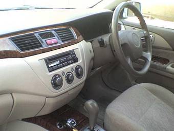 2001 Mitsubishi Lancer Cedia Wagon Pictures