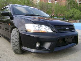 2001 Mitsubishi Lancer Cedia Wagon Photos