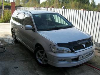 2001 Mitsubishi Lancer Cedia Wagon Photos