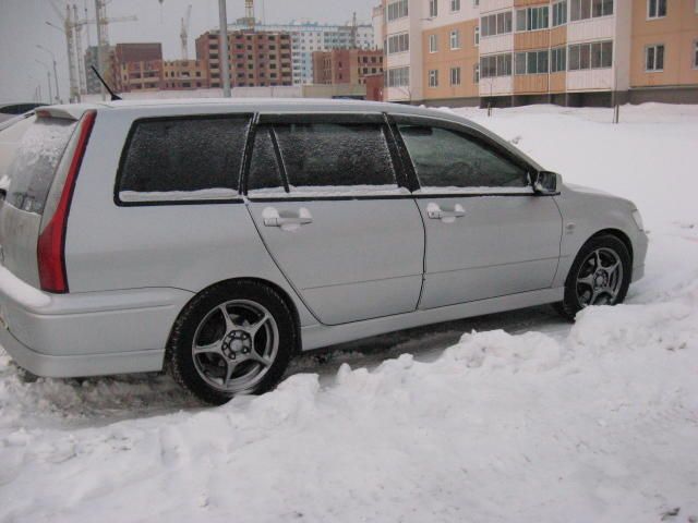 2002 Mitsubishi Lancer Cedia Wagon