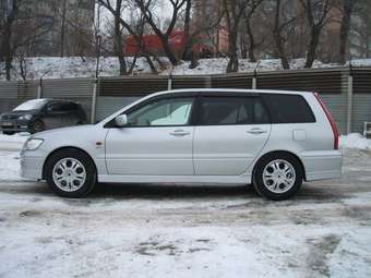 2002 Lancer Cedia Wagon