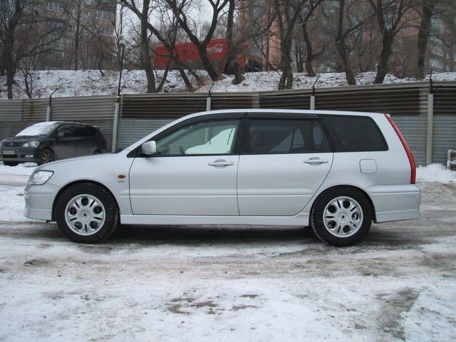 2002 Mitsubishi Lancer Cedia Wagon