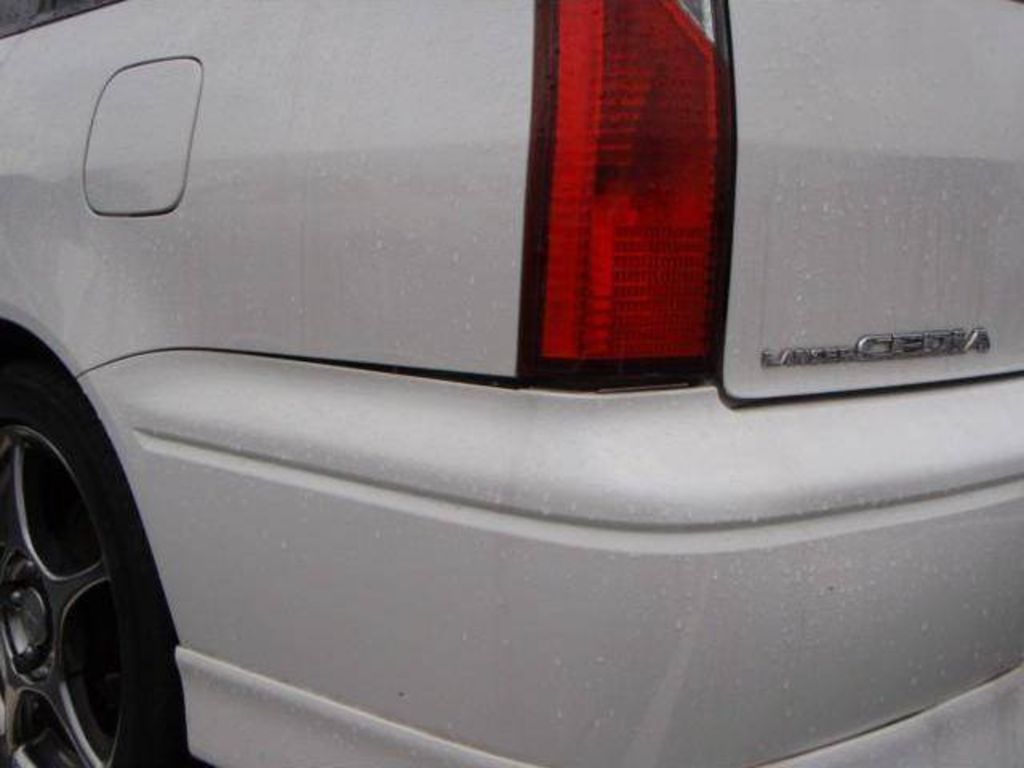 2002 Mitsubishi Lancer Cedia Wagon