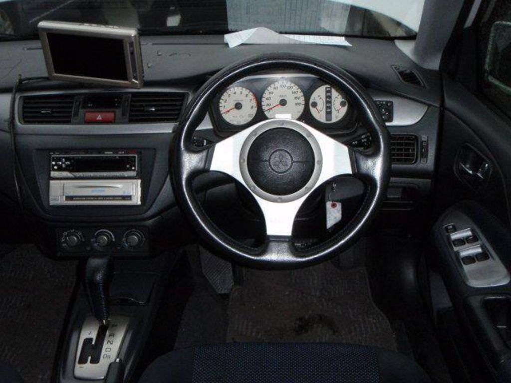 2002 Mitsubishi Lancer Cedia Wagon