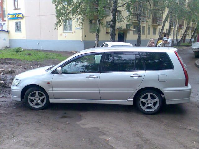 2002 Mitsubishi Lancer Cedia Wagon