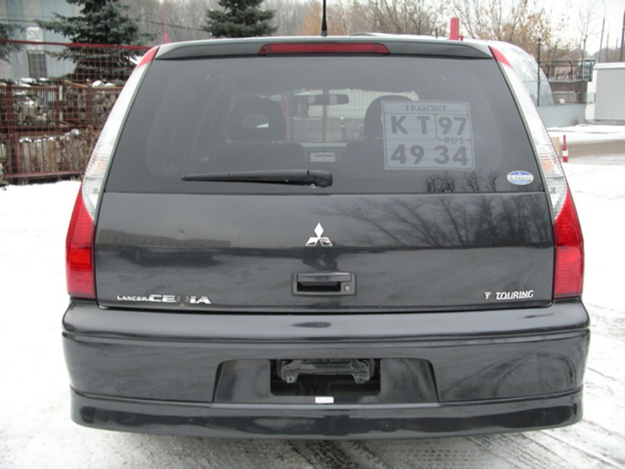 2002 Mitsubishi Lancer Cedia Wagon Photos