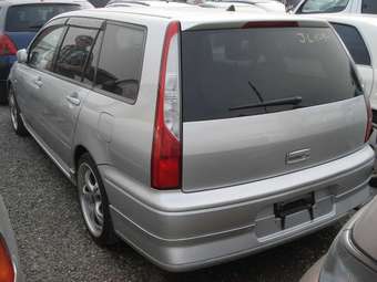 2002 Mitsubishi Lancer Cedia Wagon Photos