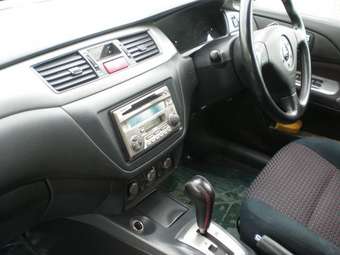 2002 Mitsubishi Lancer Cedia Wagon Pics