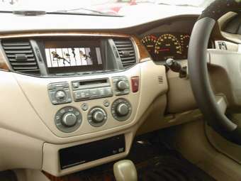 2002 Mitsubishi Lancer Cedia Wagon Photos