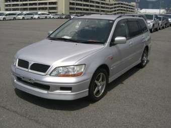 2002 Mitsubishi Lancer Cedia Wagon Photos