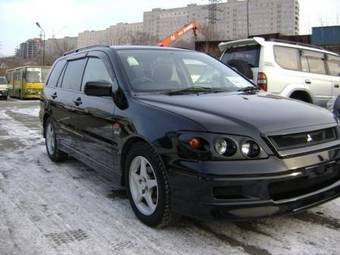 2002 Mitsubishi Lancer Cedia Wagon Photos