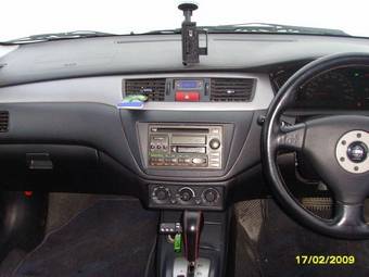 2002 Mitsubishi Lancer Cedia Wagon Photos