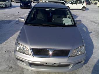 2002 Mitsubishi Lancer Cedia Wagon Photos