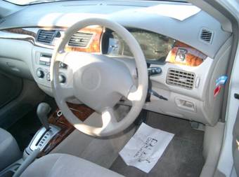 2002 Mitsubishi Lancer Cedia Wagon Photos