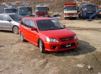 2002 Mitsubishi Lancer Cedia Wagon Photos