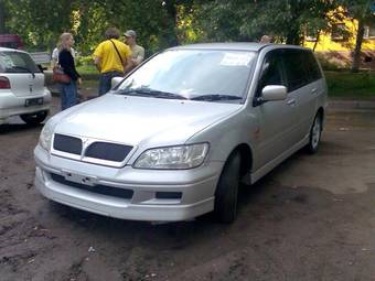 2002 Mitsubishi Lancer Cedia Wagon Photos