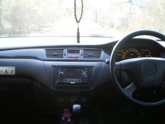 2002 Mitsubishi Lancer Cedia Wagon Pics