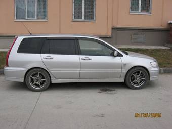 2002 Mitsubishi Lancer Cedia Wagon Photos