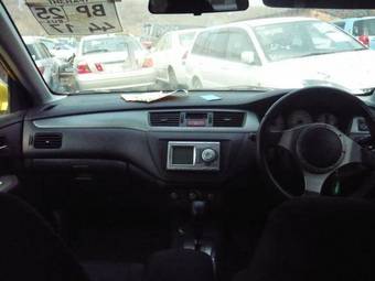2002 Mitsubishi Lancer Cedia Wagon Photos