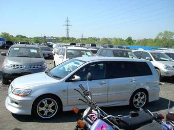 2002 Mitsubishi Lancer Cedia Wagon Photos