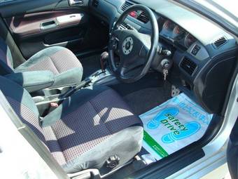 2002 Mitsubishi Lancer Cedia Wagon Wallpapers