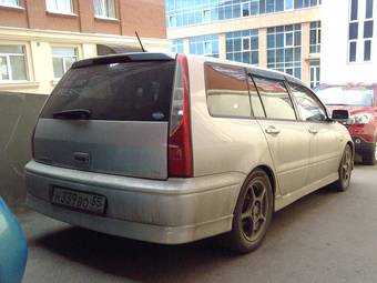 2002 Mitsubishi Lancer Cedia Wagon Photos