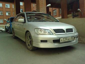 2002 Mitsubishi Lancer Cedia Wagon Photos