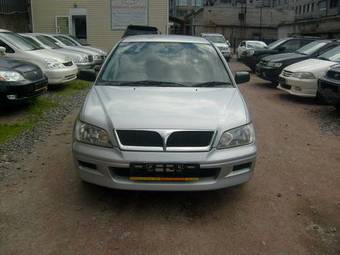 2002 Mitsubishi Lancer Cedia Wagon Photos