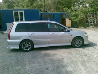 2002 Mitsubishi Lancer Cedia Wagon Photos