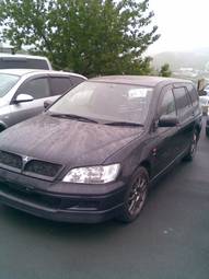 2002 Mitsubishi Lancer Cedia Wagon Photos