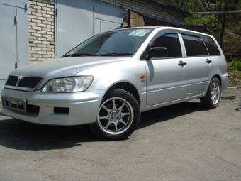 2002 Mitsubishi Lancer Cedia Wagon Photos